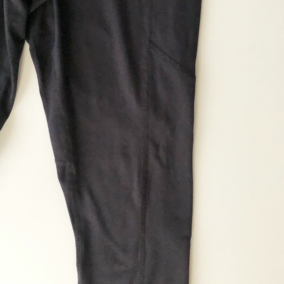 NWT Velocity Ankle Length Performance Leggings - Picture 5 of 14